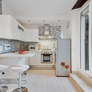 Appartamento Coverciano Modern With Patio!